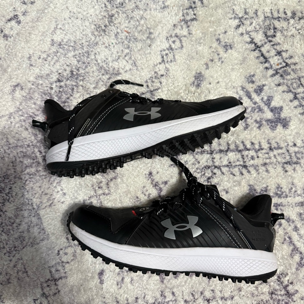 Under Armour Youth Baseball Turf Cleats Shoes 6
